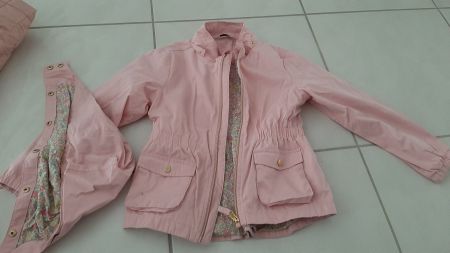 K..84 R) Mädchen Übergangsjacke, Gr. 122/128 mit Kapuzze