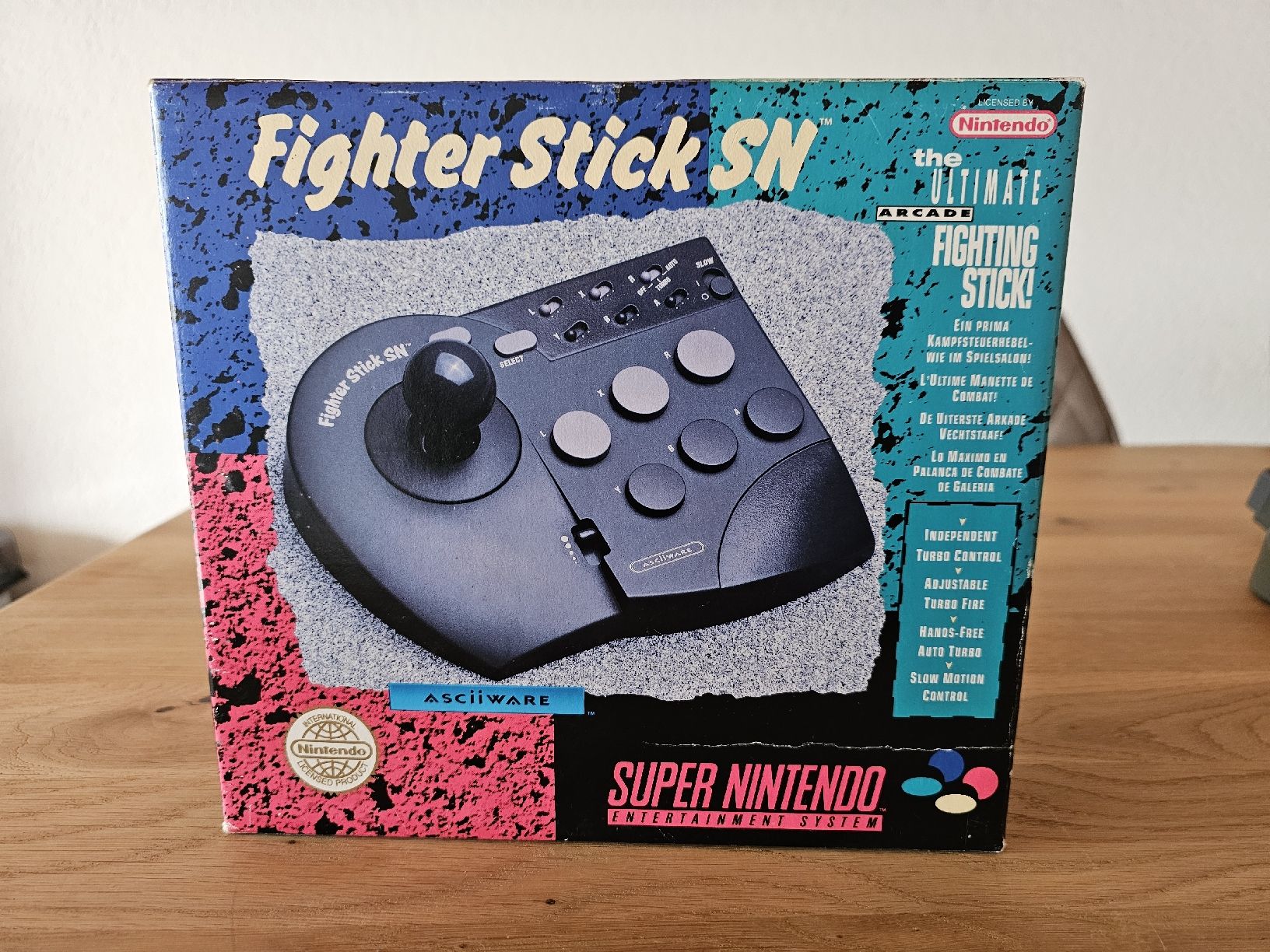 Nintendo Console: Super Nintendo Ultimate Fighter Stick  -  Originalverpackt – Usato da Schneisingen venduto da backstore24 1
