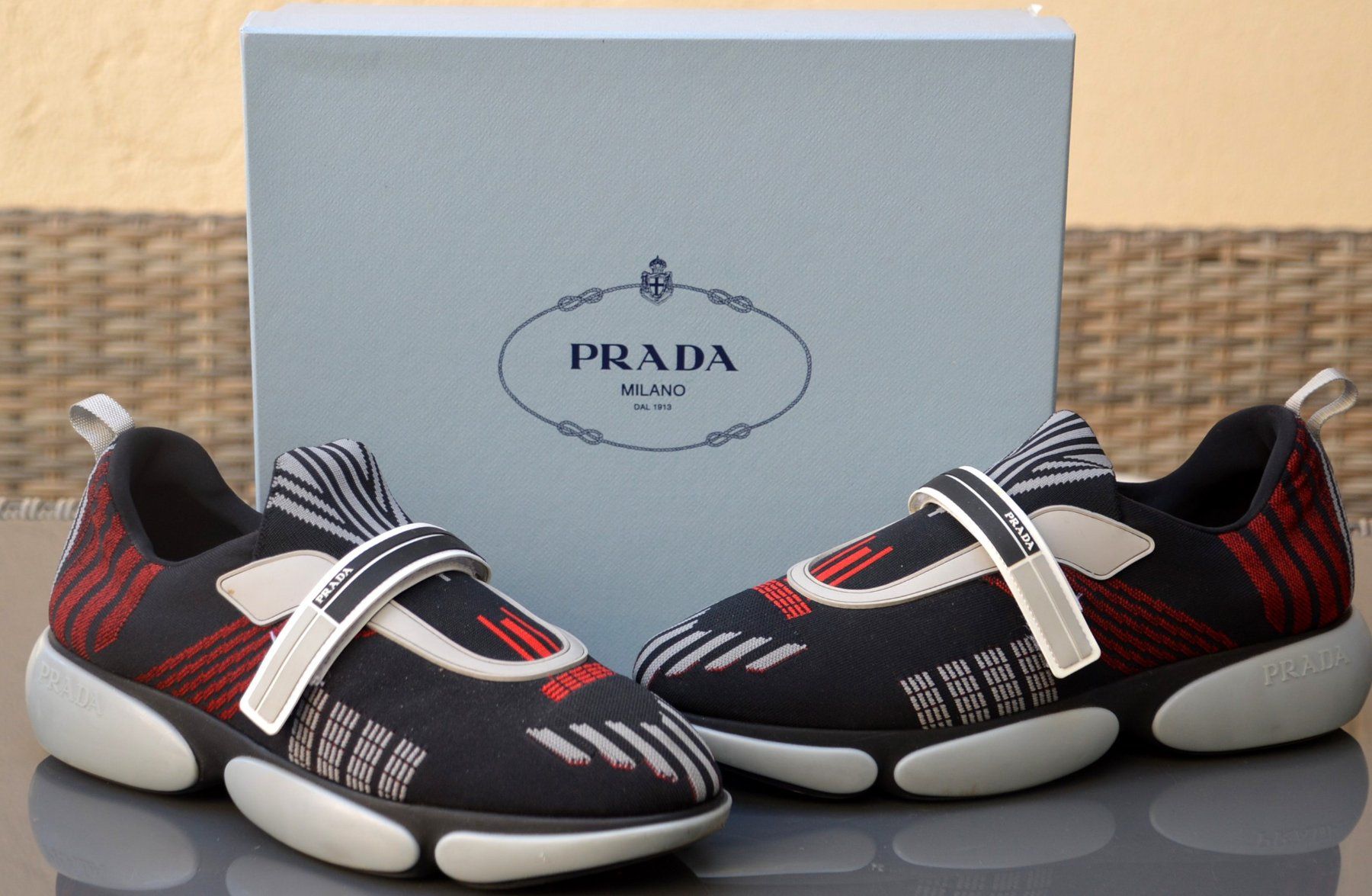 Prada Scarpe da donna: Sneakers Prada .41 – Usato da Collonges venduto da Auganien 1