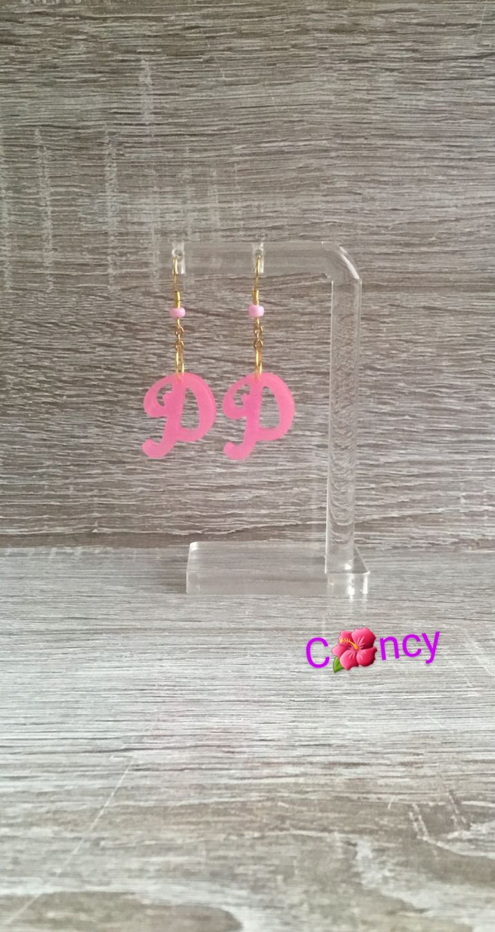 Orecchini pendenti & Orecchini a lobo: boucle d'oreille en lettre – Nuovo e nell'imballaggio originale da Genève venduto da mir_qfr5 1