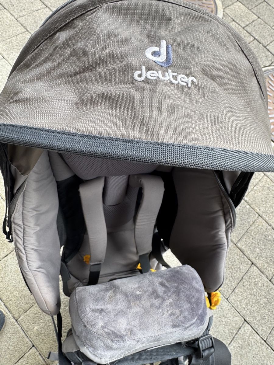 Deuter Marsupi portabebè: Deuter Kindertrage zum Wandern – Usato da Gelterkinden venduto da Familienferien 1