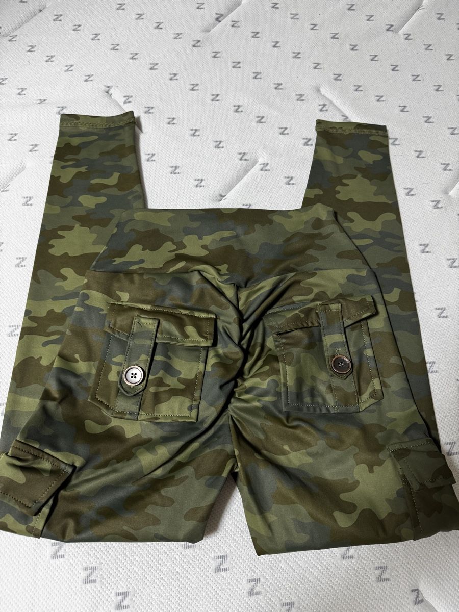 Leggings: Military leggings size s/m – Neu (gemäss Beschreibung) aus Luzern von fiona.1013
