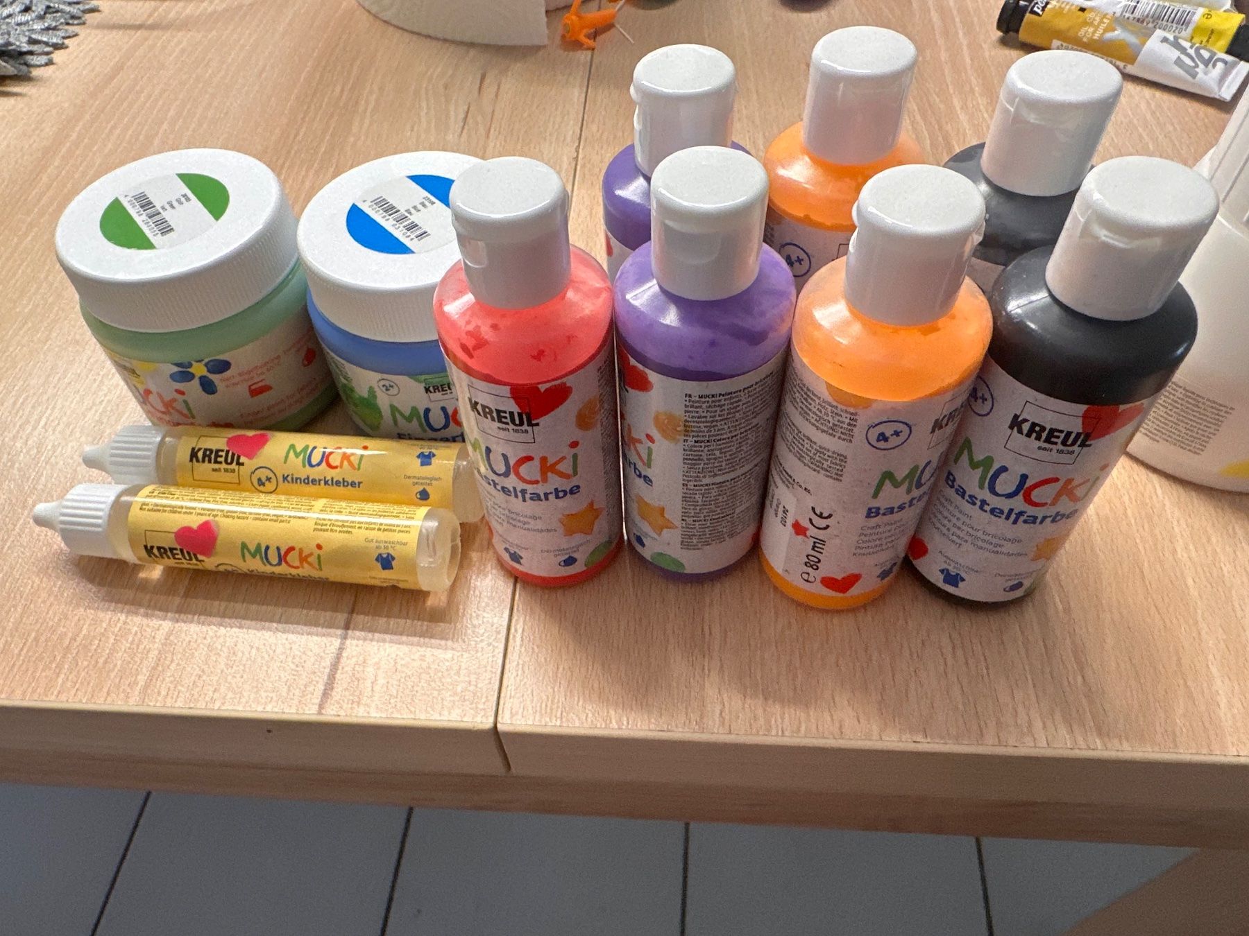 Peinture tout support pailletée - Lot de 10 couleurs dont 1 offerte