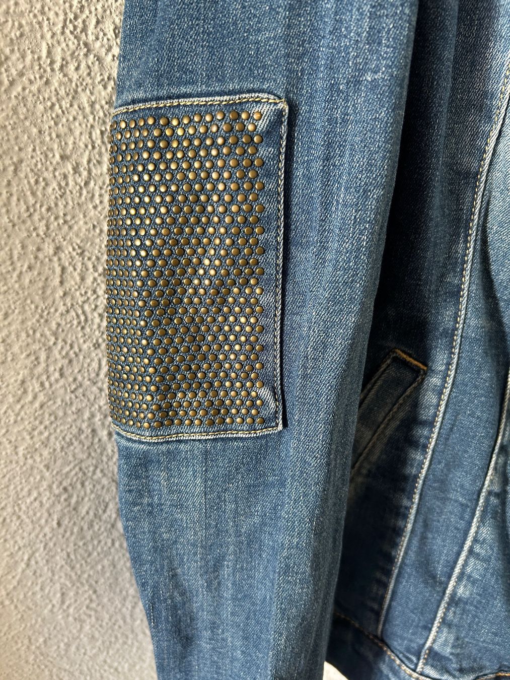 Giacche: Jeansjacke GUESS Gr. 38 – Usato da Rheineck venduto da emma.gut 5