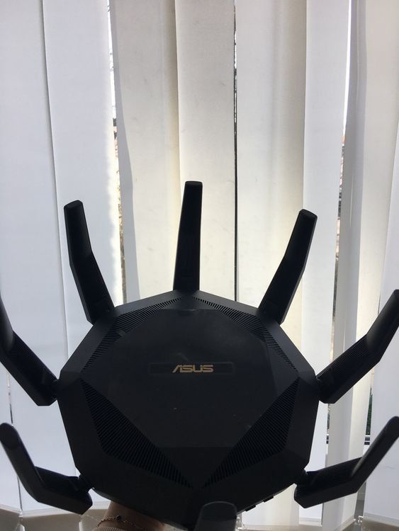 Asus Modem & Router: ASUS RT-AX89X  Router mit 10Gbit glasfaser Adapter – Usato da Bern venduto da matthias_g 2