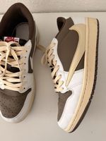 Jordan 1 Low Travis Scott CN2405-001 Grösse 43