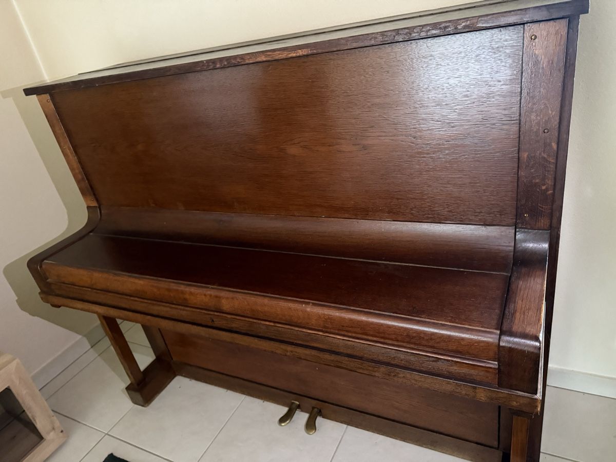 Strumenti musicali: Klavier Waldkirch – Usato da Horriwil venduto da Carrera68 3
