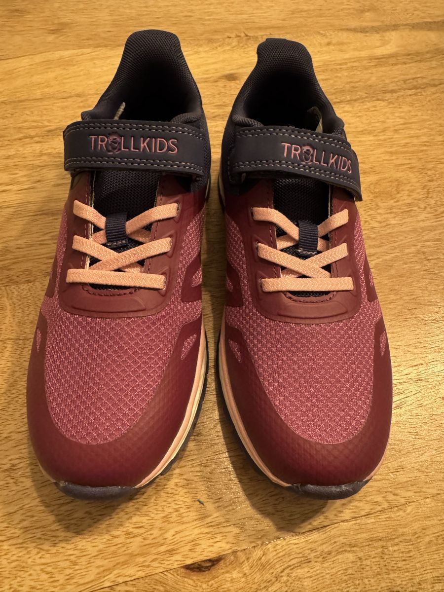 Schuhe für Jungen: Trollkids Sneaker Gr. 34 – Neu (gemäss Beschreibung) aus Münchenbuchsee von DebSmile 2