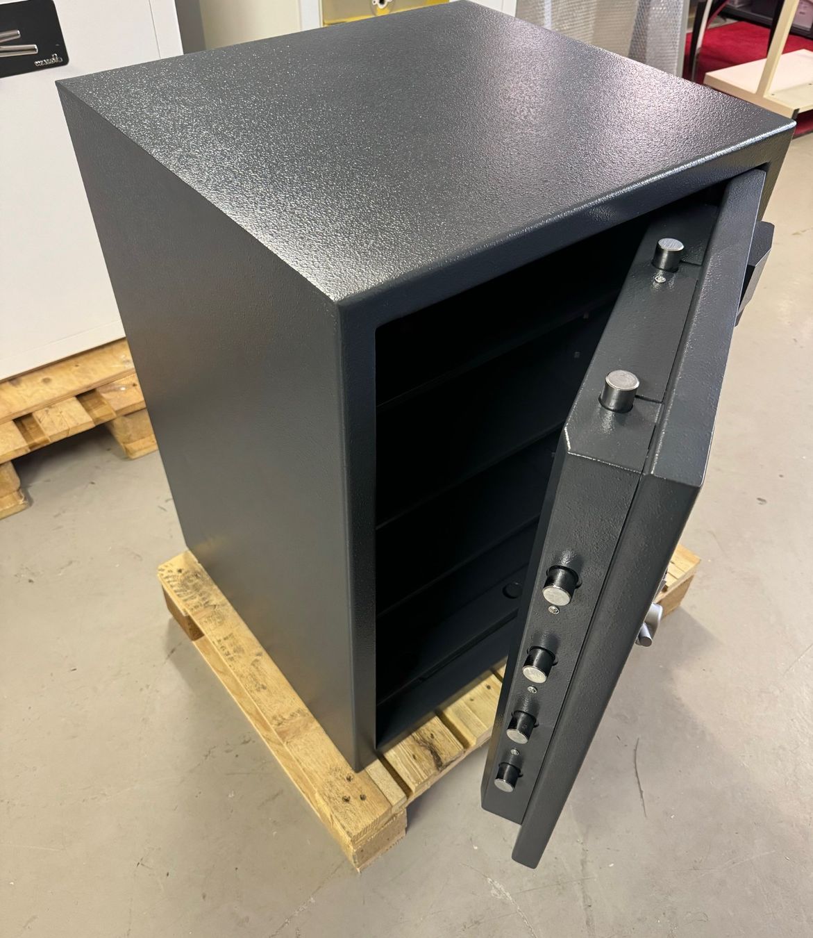 Casseforti: Panzerschrank; 376KG, EN3 – Nuovo (secondo la descrizione) da Villmergen venduto da Don-Luca 8