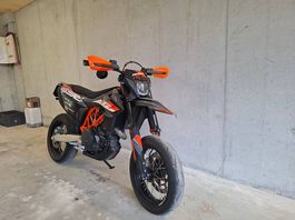 KTM 690 SMC R 2023