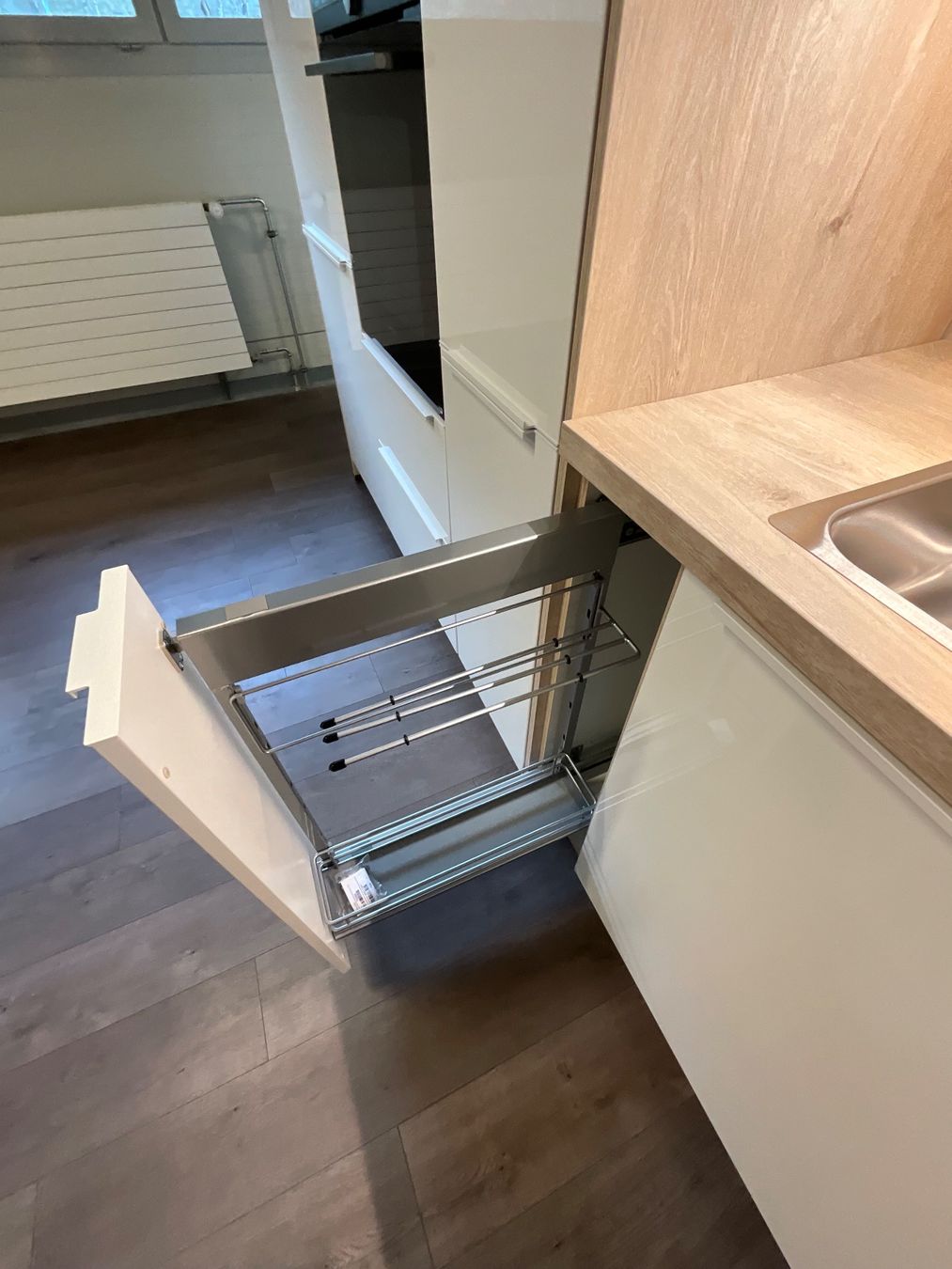 Cucine complete: Cuisine contemporaine blanche laquée – Nuovo (secondo la descrizione) da Orsonnens venduto da lkap5910 4