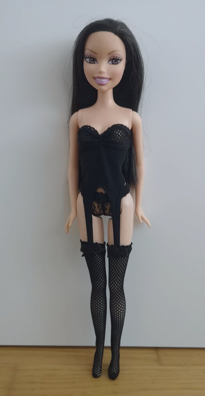 Puppen: Barbie Scene mit handgemachter Kleidung – Gebraucht aus Niederbipp von kevintifu20