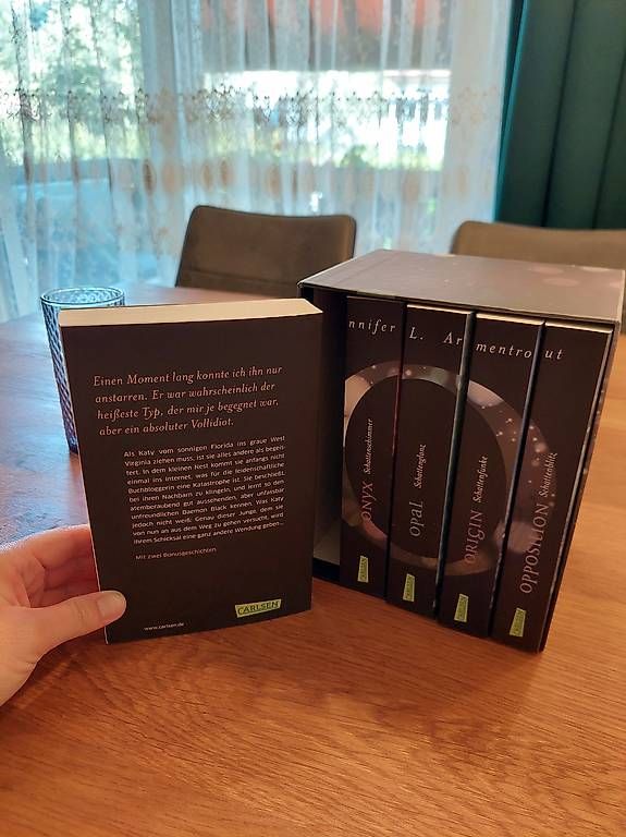 Livres: Obsidian Reihe Schuber – D'occasion à Enggistein par ang_lyw6