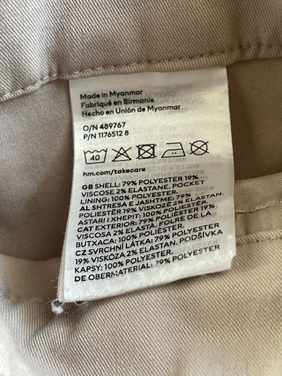 H&M Pantaloni: Hose Gr.36 von H&M  – Usato da Balsthal venduto da Katzenfan99 3