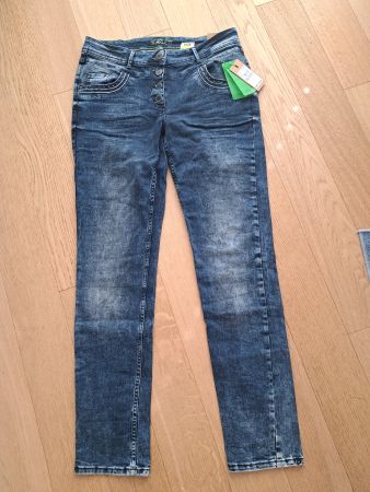 Damen Jeans CECIL Scarlett Grösse 30 Länge 32 NEU