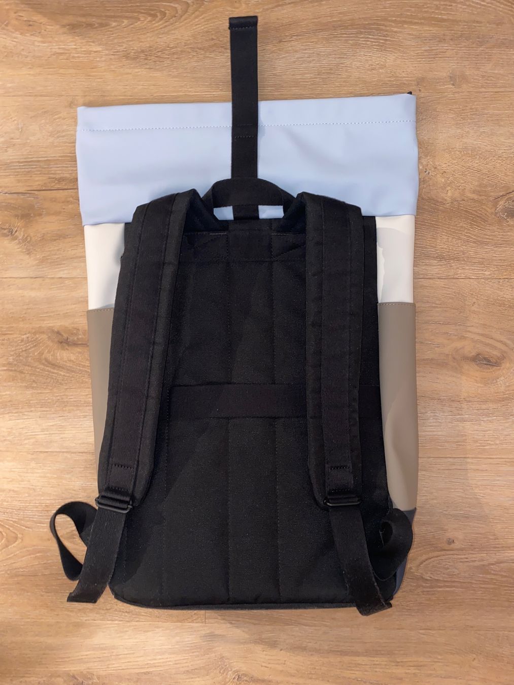 Zaini: Ucon Acrobatics Rucksack Medium – Nuovo (secondo la descrizione) da Fällanden venduto da Marieli6 2