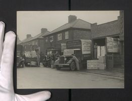 Fotografie Lastwagen Morris mit Hamshaw 
