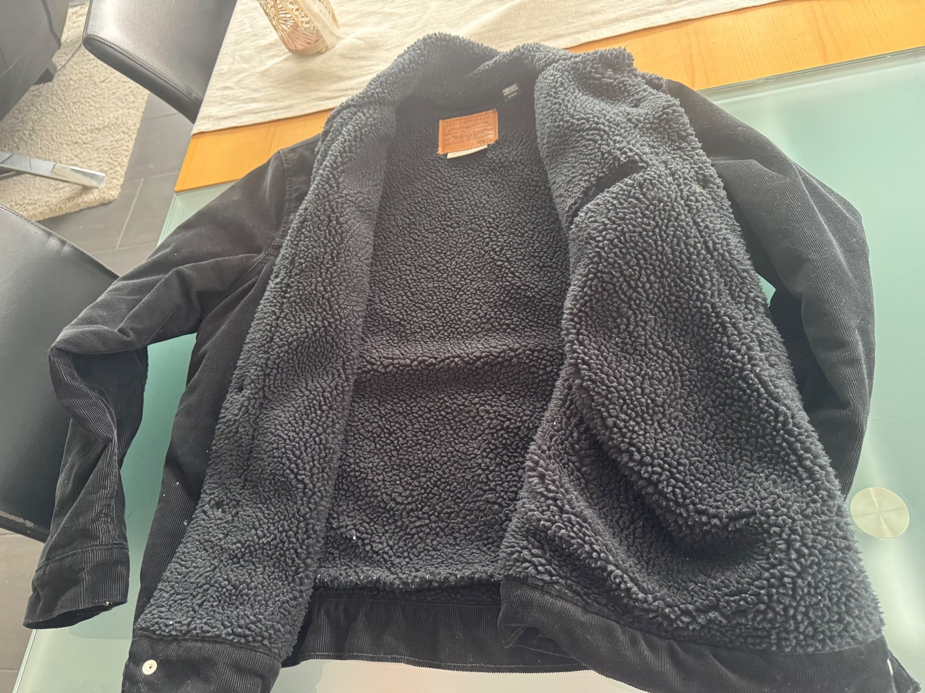 Levi's Vestes: Winterjacke, schwarz – D'occasion à 6315 Oberägeri par jud_mzd5 2