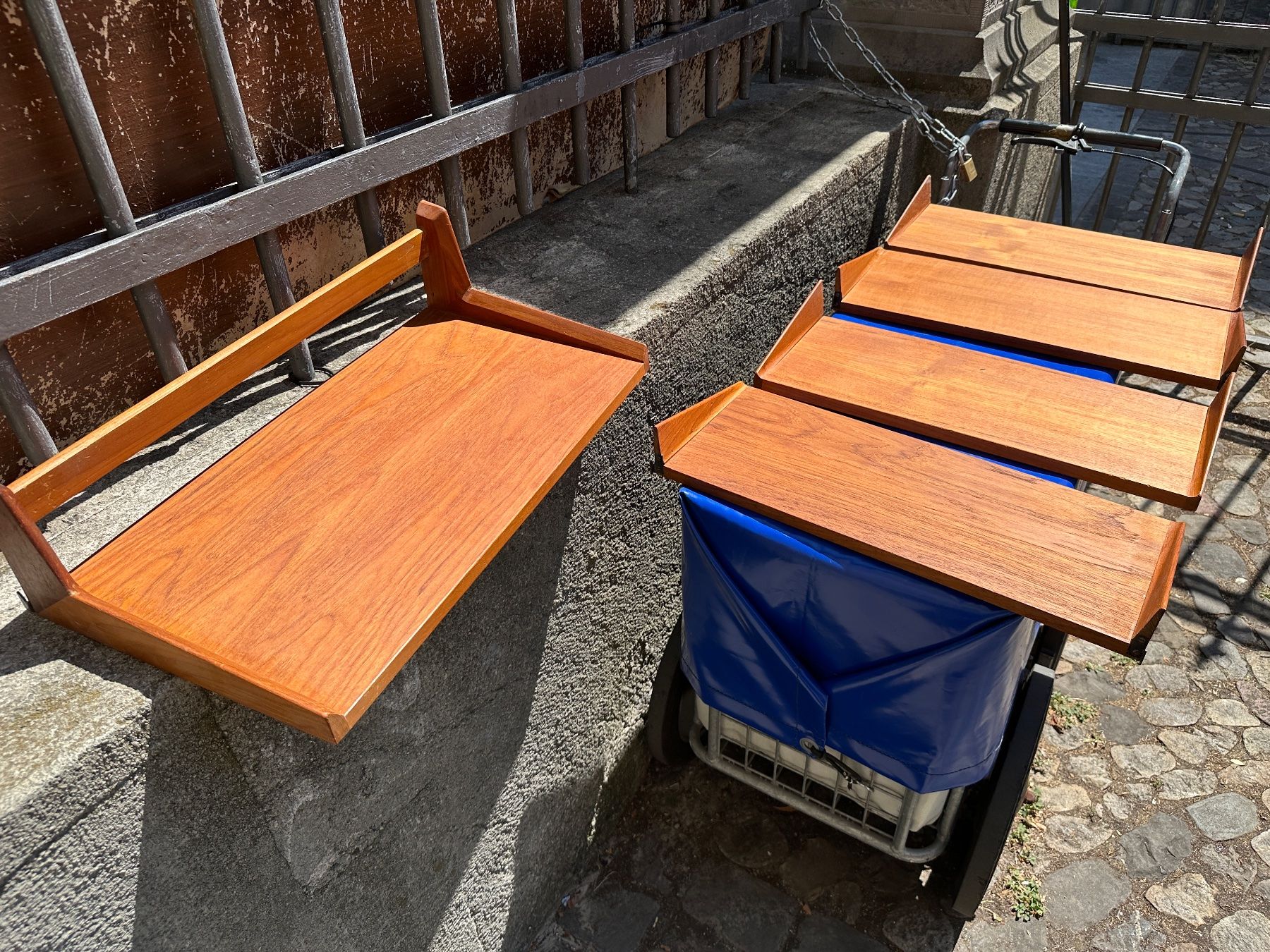 Regale: Vintage Teakholz Gestell Teakregal – Gebraucht aus Zürich von atlantis77 5