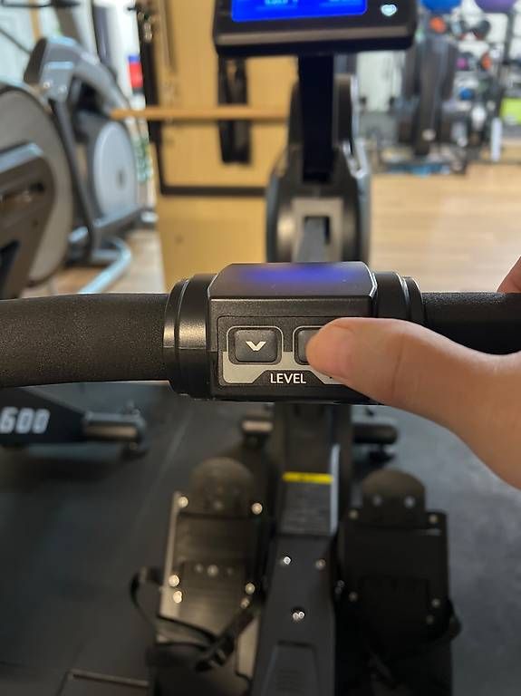 Hometrainer: Rameur électrique  – Gebraucht aus Biel/Bienne von Fanny7256 3