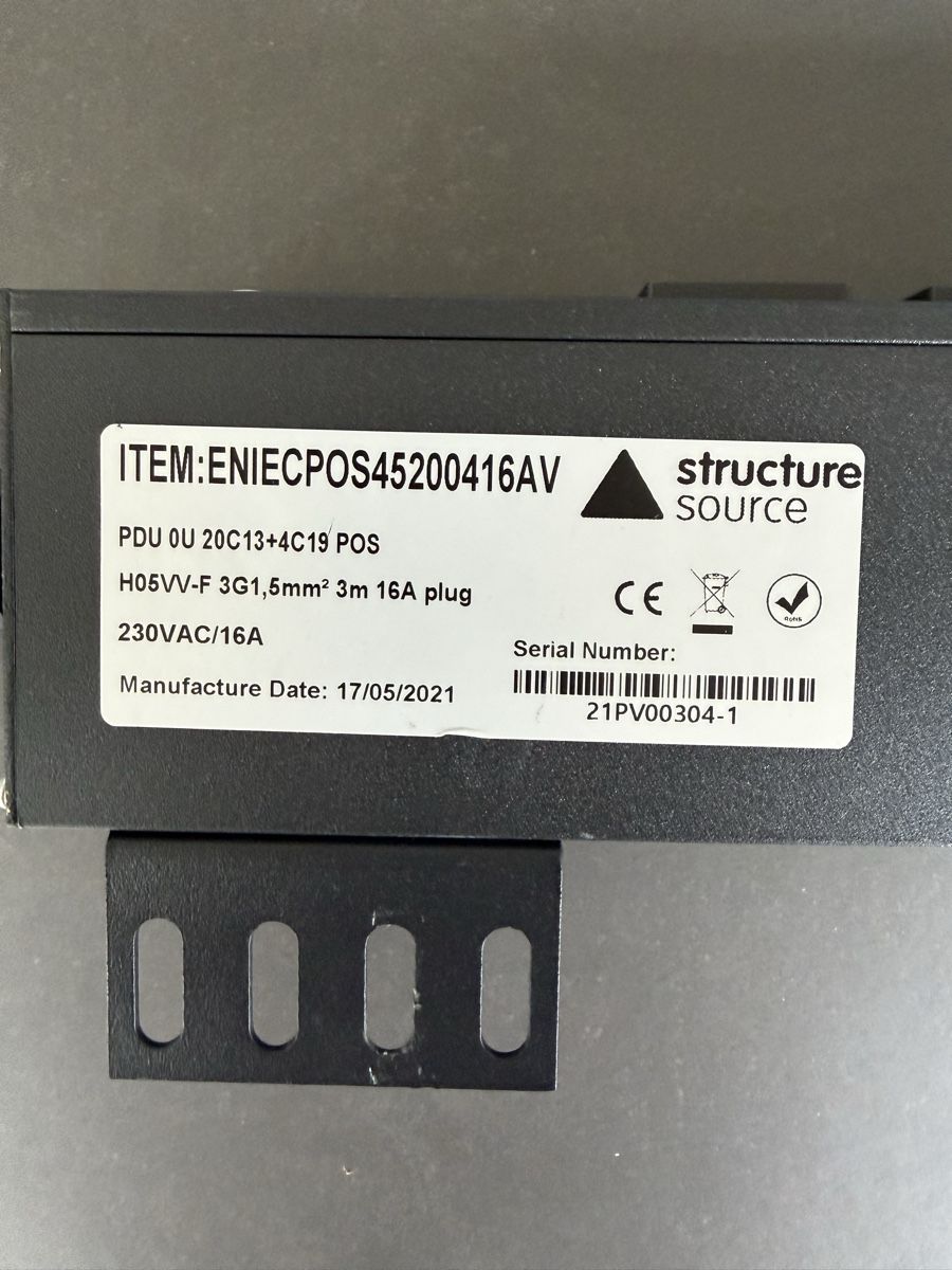 Alimentazione elettrica: 2x PDU 24 prises 16A 230V – Usato da Vulliens venduto da Greg015 3