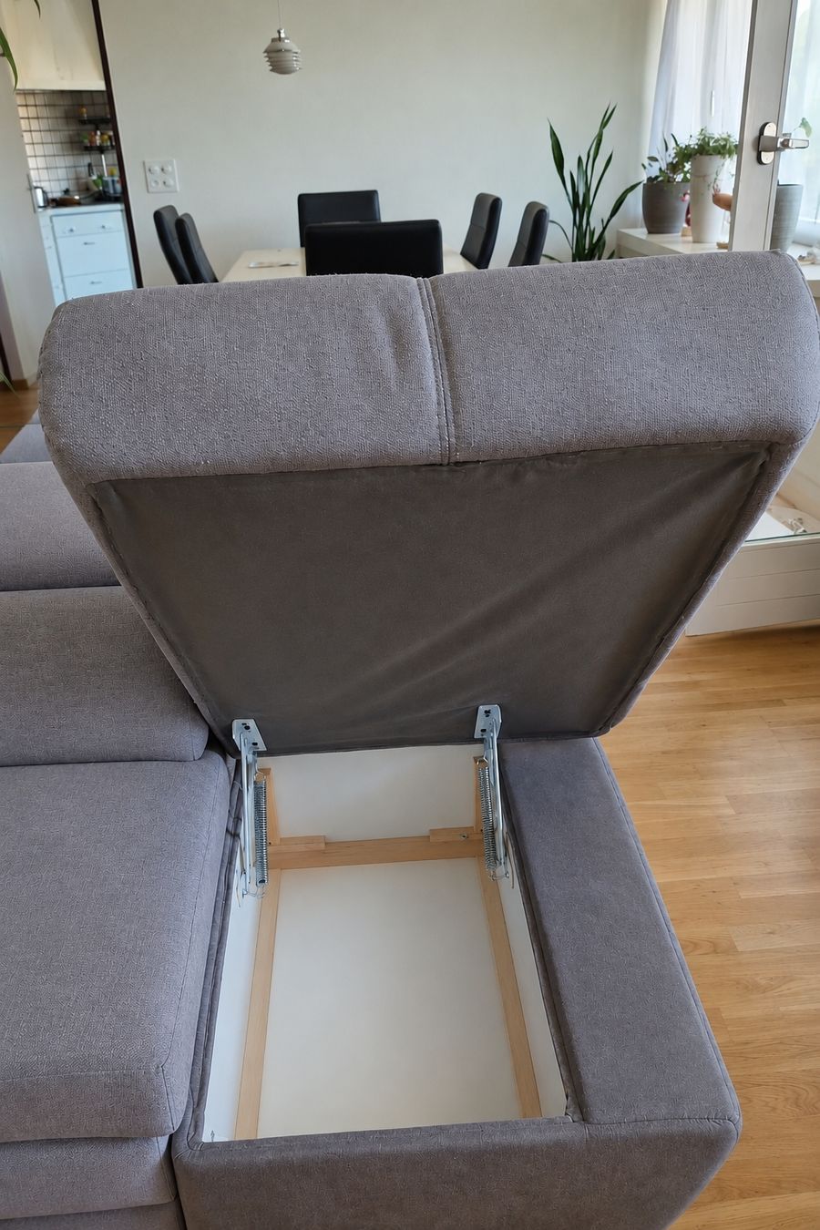 Conforama Divani: Ecksofa 320 × 220 cm mit Bettfunktion – Usato da Ruswil venduto da papagio 1