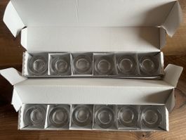 Zwölf neue Dessertgläser aus Glas