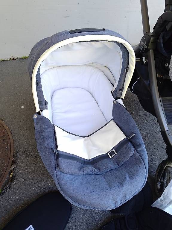 Carrozzine: Poussette Peg Perego + 2 bases isofix – Usato da Lutry venduto da jehanne1906 2