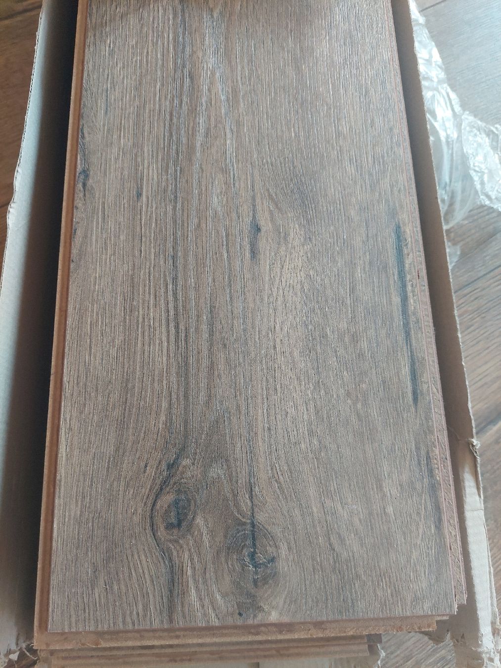 Bodenbeläge: Laminat – Neu (gemäss Beschreibung) aus Niedergösgen von Lene1805