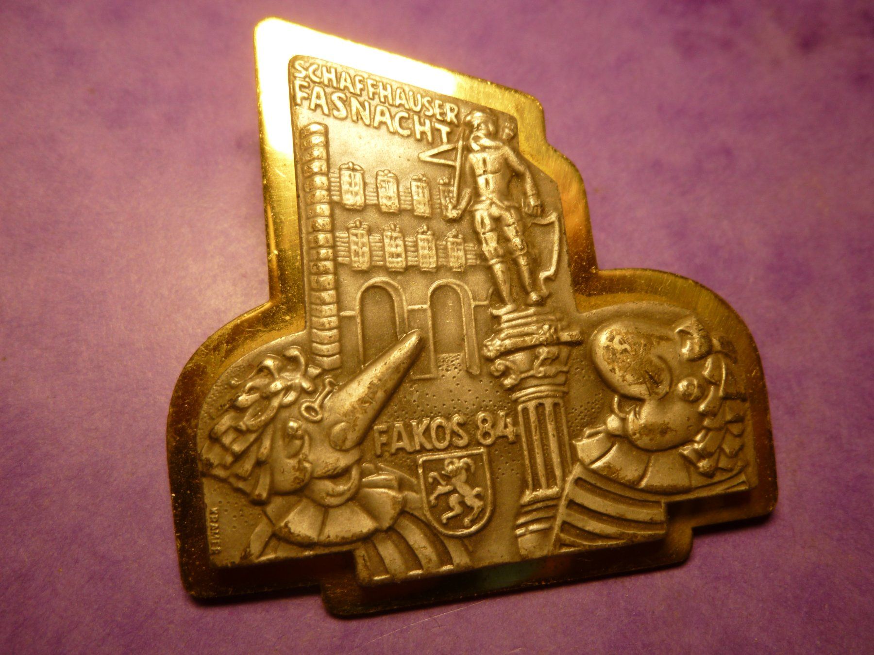 Placchette & Badge: SCHAFFHAUSEN 1984 GOLD – Usato da Ried (Muotathal) venduto da Mandarin02