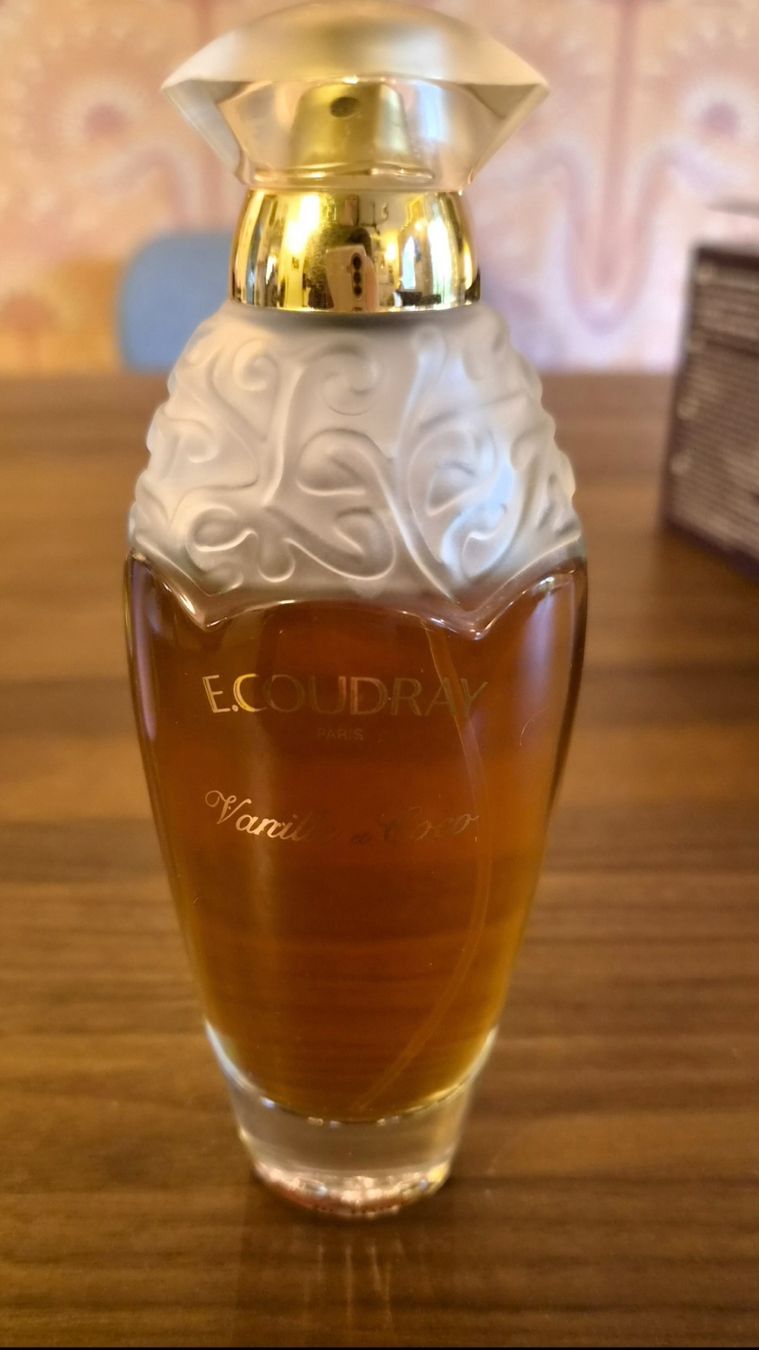 Parfums & Eau de Toilette: Vanille Et Coco E. Coudray Parfum – D'occasion à Zürich par Luna_11