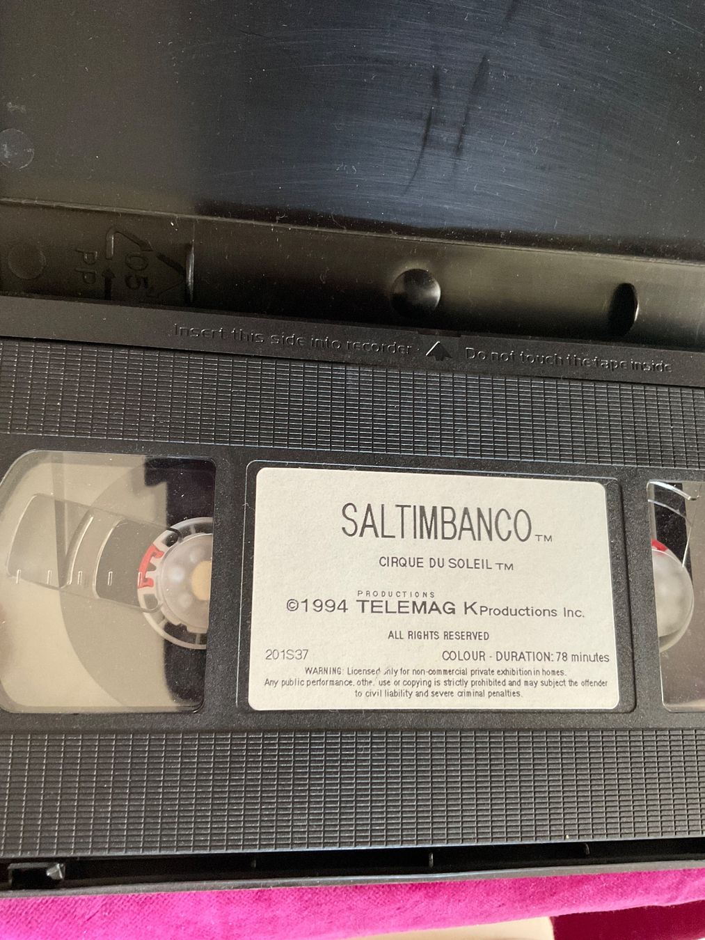 Alle VHS: VHS Saltimbanco Cirque du Soleil – Gebraucht aus Biel/Bienne von heygio 1