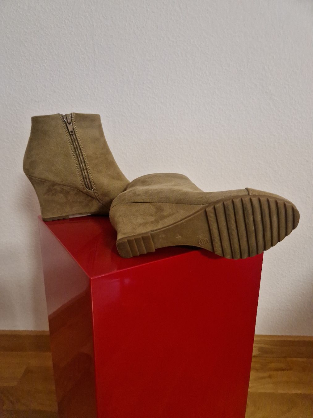 Graceland Damenschuhe: Damen Stiefelletten mit Keilabsatz – Gebraucht aus Bern von Dekthai 3