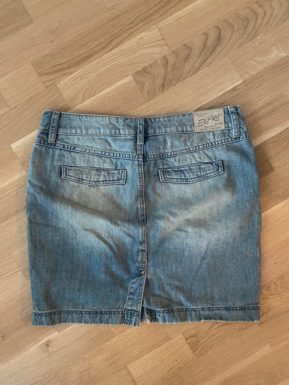Gonne: Jeans Rock Esprit, Grösse 29 / neuwertig – Usato da Gossau SG venduto da Gusho 2