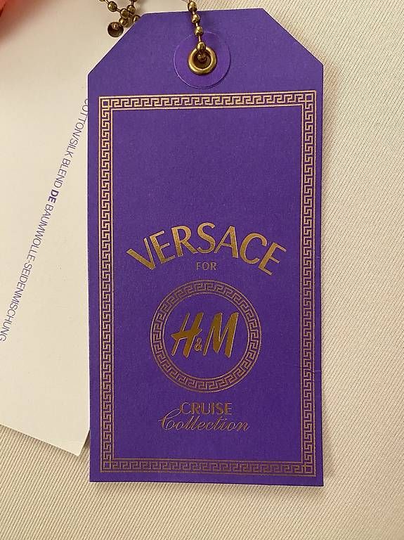 Top: Original Versace x H&M Top Grösse 40 / L – Usato da Zürich venduto da quiniento 4