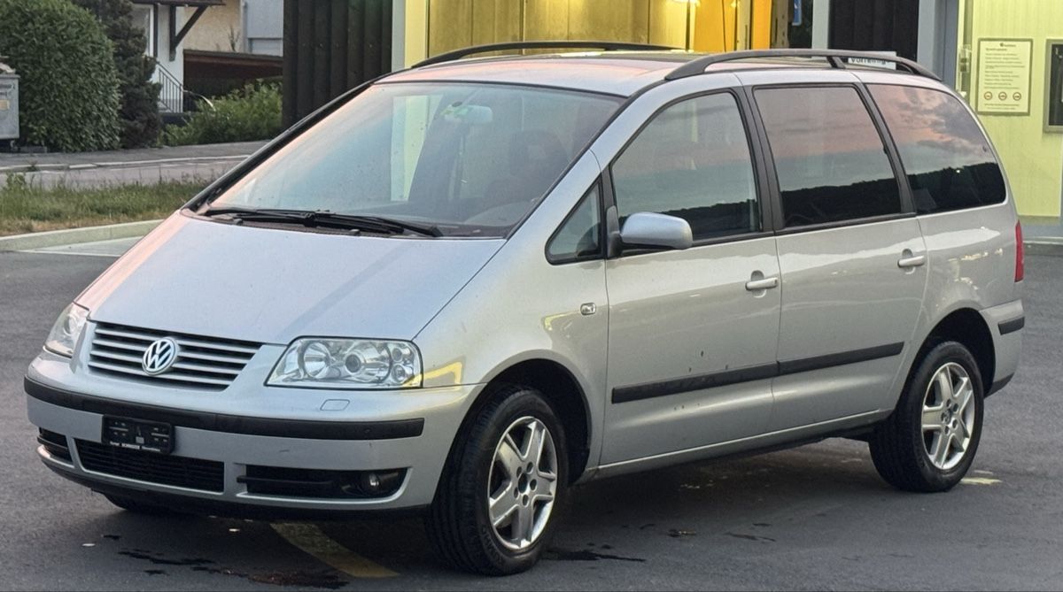 VW Automobili: Vw Sharan – Usato da Bowil venduto da vzg_fns6