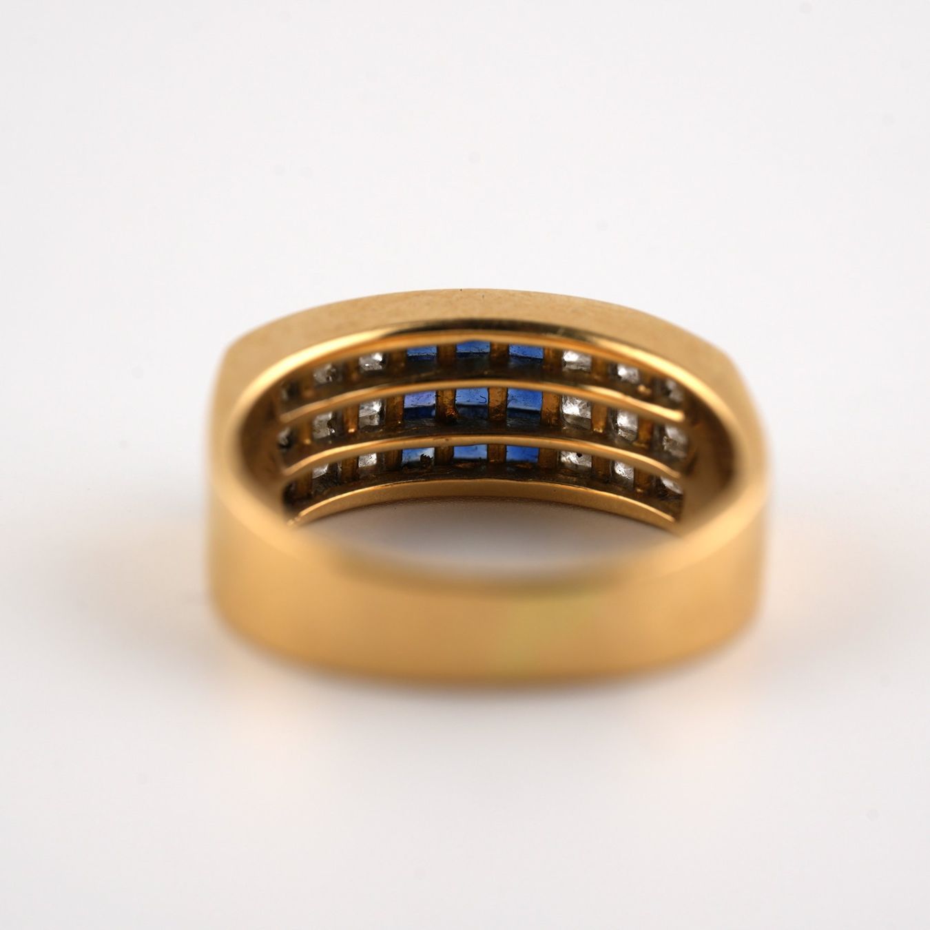 Anelli: Goldring 18K mit Saphir und Diamanten – Usato da Basel venduto da Vip24 3
