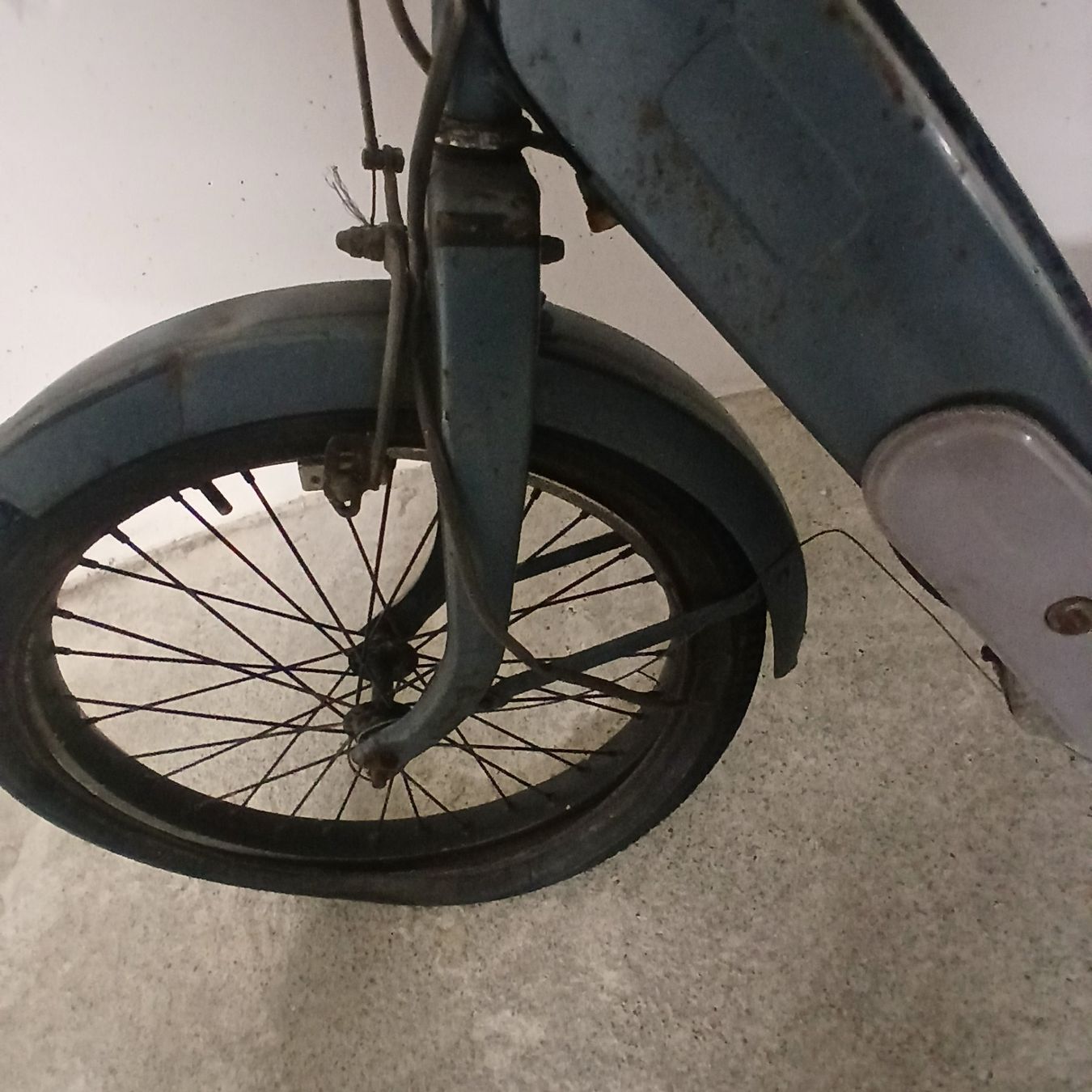 Piaggio Ciclomotori: Mofa Piaggio Ciao 1972 erste Serie mit Starrgabel – Difettoso da Balsthal venduto da redcarpet 1