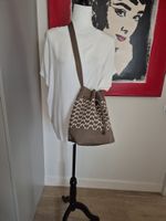 Sac a Main style picotin - aussi disponible en brun et noir