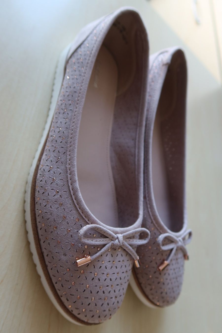 Graceland Scarpe da donna: Damenschuhe Grösse 40, mit Gltzereffekt – Nuovo (secondo la descrizione) da Zürich venduto da Piki7 2