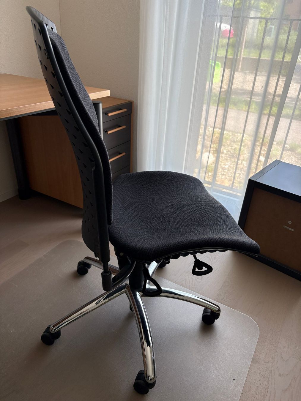 Sitag Stühle: Bürostuhl "SITAG" mit Rollen – Gebraucht aus Frick von Martaen 1