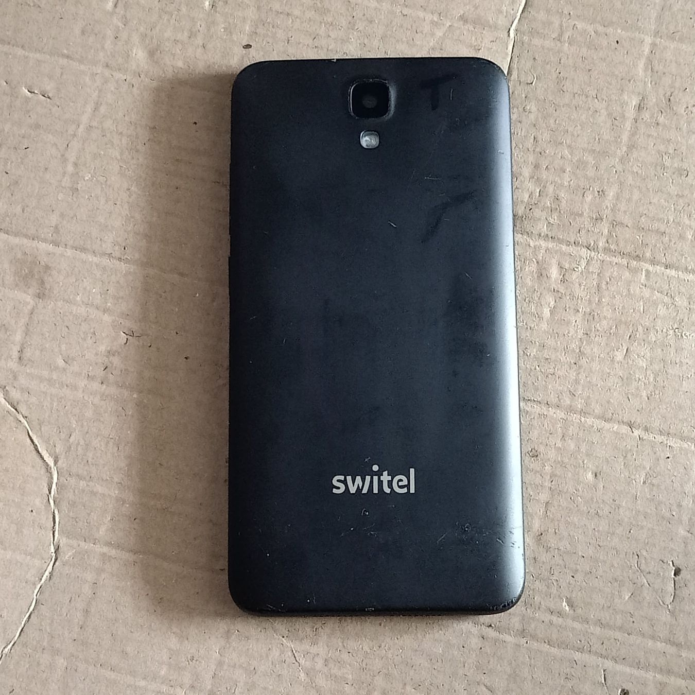 Switel Telefoni cellulari / Smartphones: Dual-Sim Android Smartphone ohne Sperre: Switel S55D defekt – Difettoso da Winterthur venduto da Opusco 8