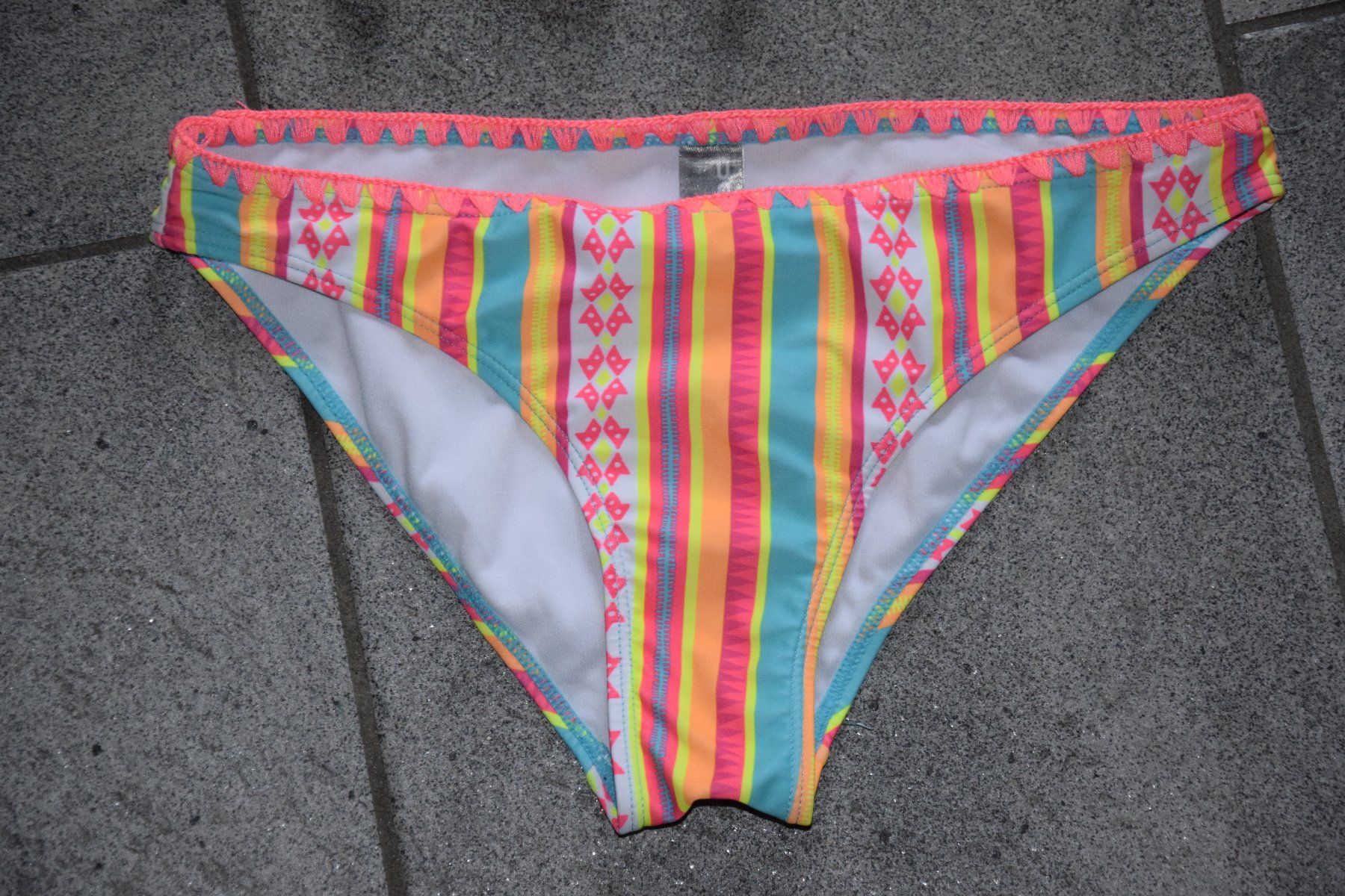 Costumi da bagno & Bikini: Mädchen Bikini gr. 170/176 – Usato da Mezzovico venduto da finsteraar 1