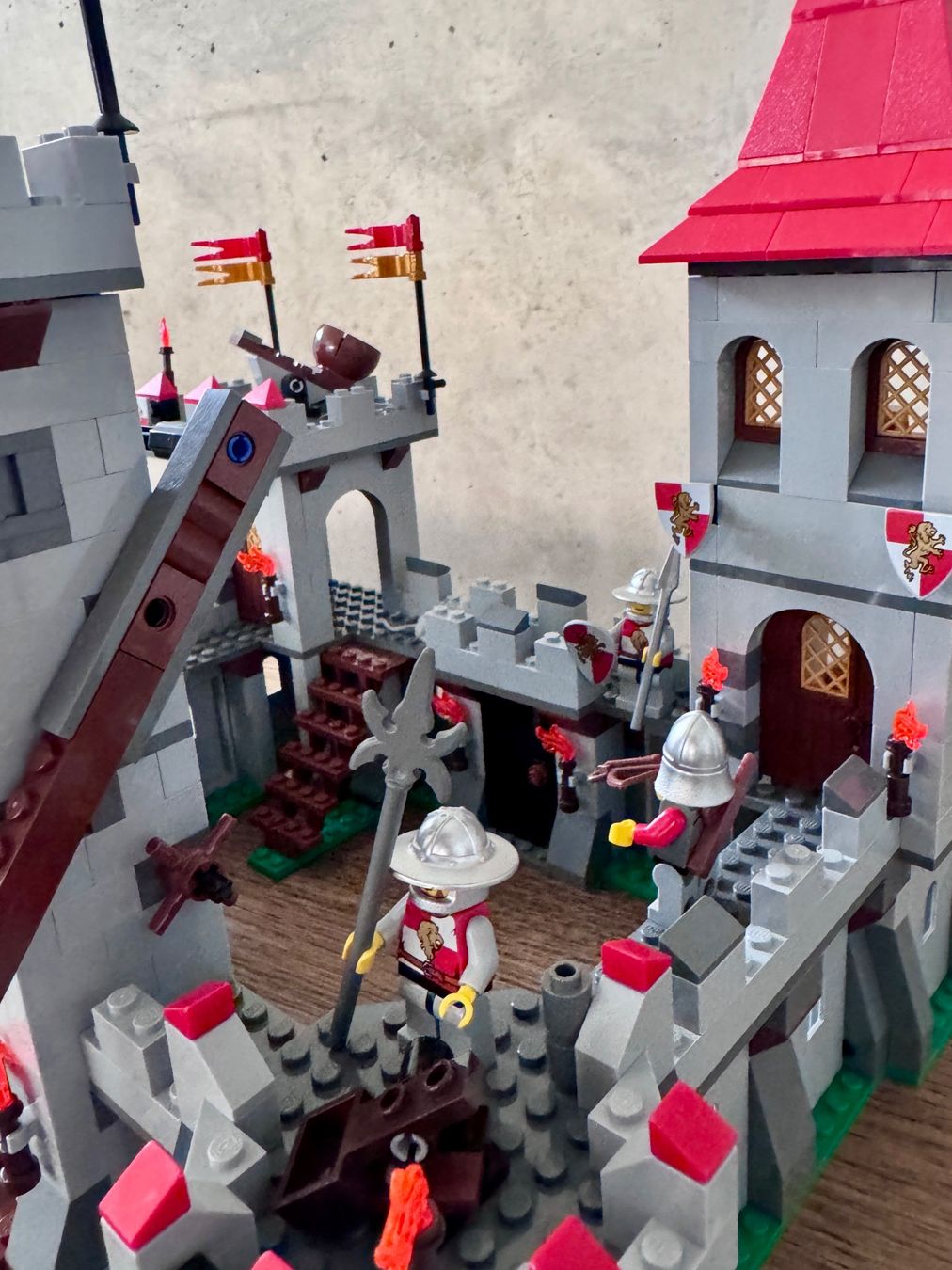 Lego Kit di costruzioni: LEGO Castle 7946 King's Castle ab CHF 1.- – Usato da Riehen venduto da will_stubbings 4