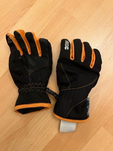 Kinderhandschuhe: Handschuhe inoc Gr.4 – Gebraucht aus Wabern von adamovski
