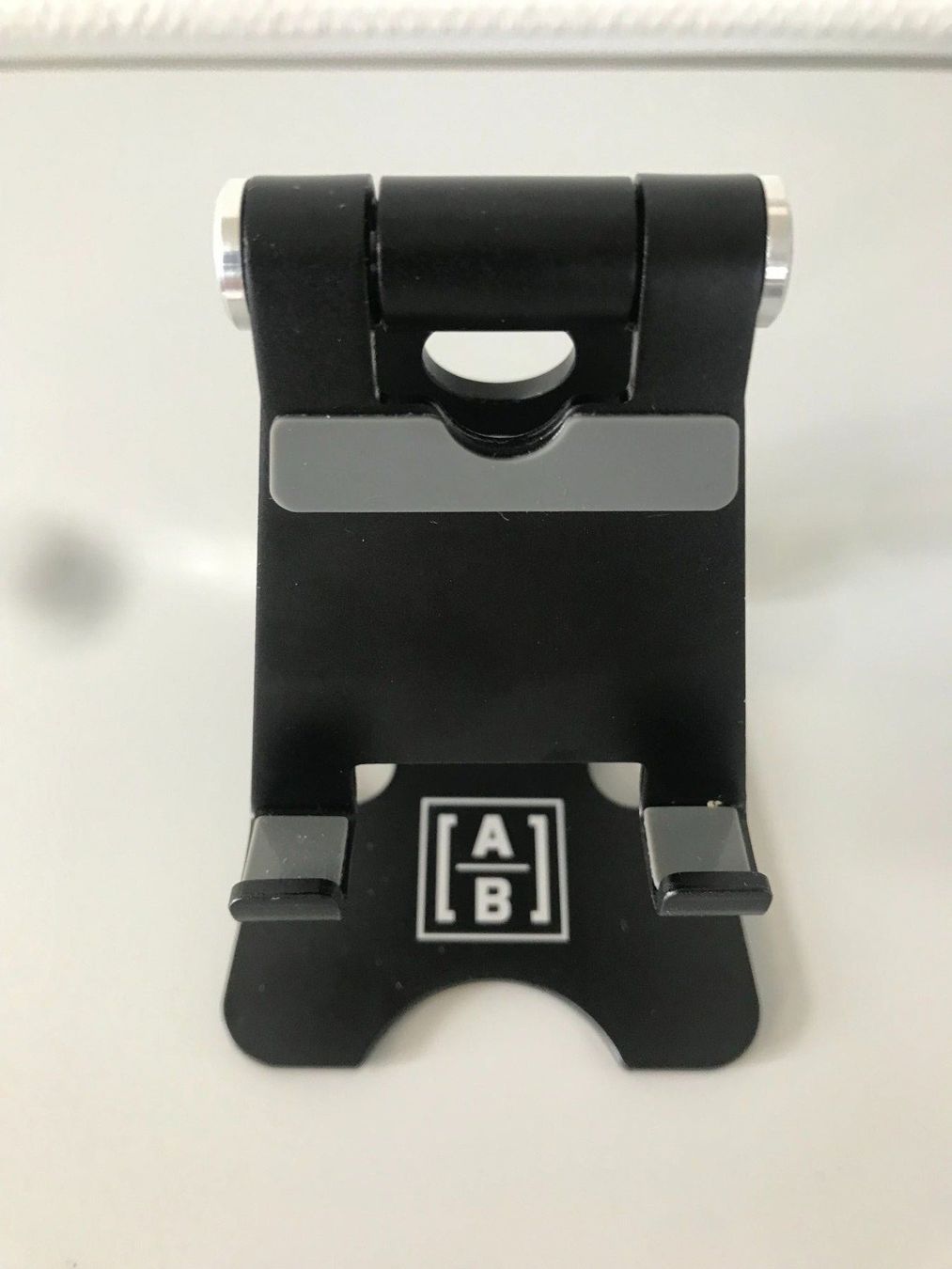 Altro in Decorazioni & Accessori: Mobilphone Halter / Phone holder – Nuovo e nell'imballaggio originale da Zug venduto da Cry71 1