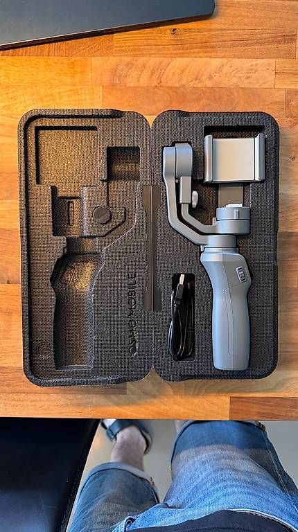 Treppiedi & Teste: DJI Osmo Mobile 2 Gimbal Smartphone-Stabilisator inkl. Case – Usato da Bern venduto da Rebreg_m