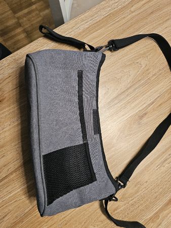 Kinderwagenorganizer mit Klettverschluss