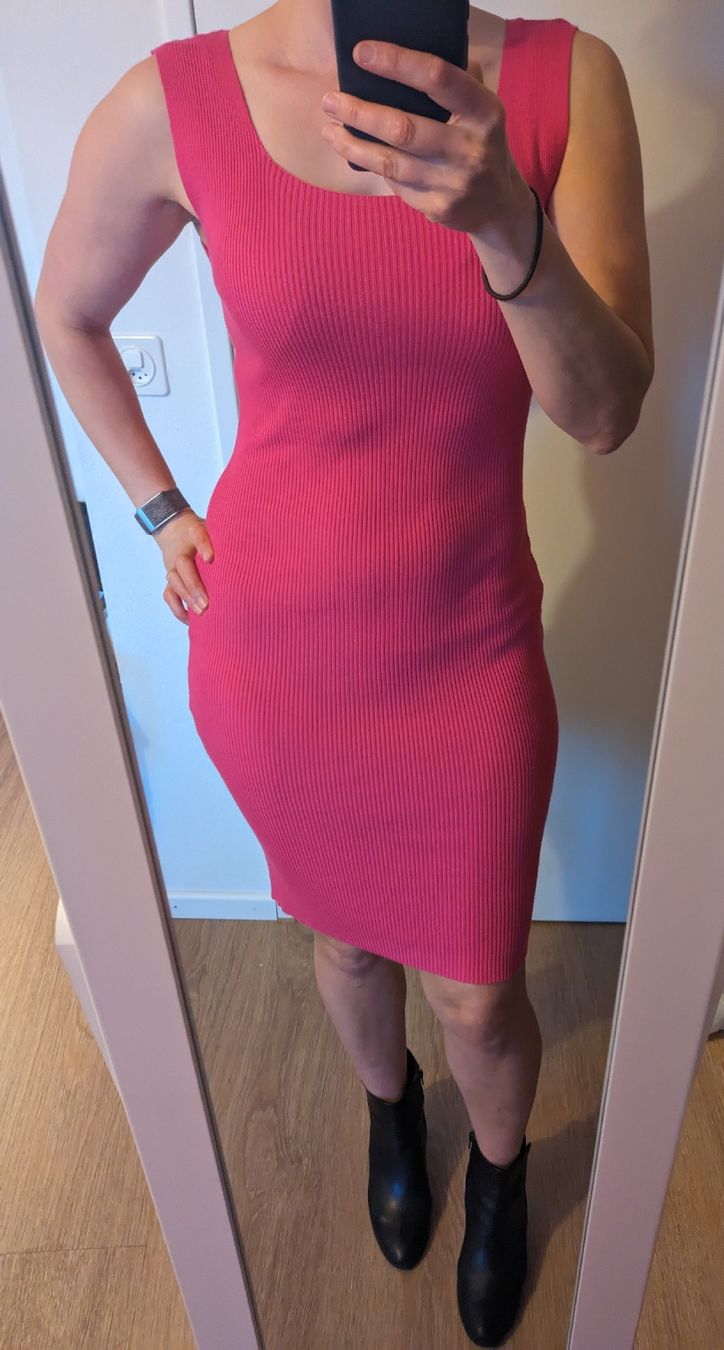 Vestiti: Pink knit dress – Usato da Ettingen venduto da hms_w27b 1