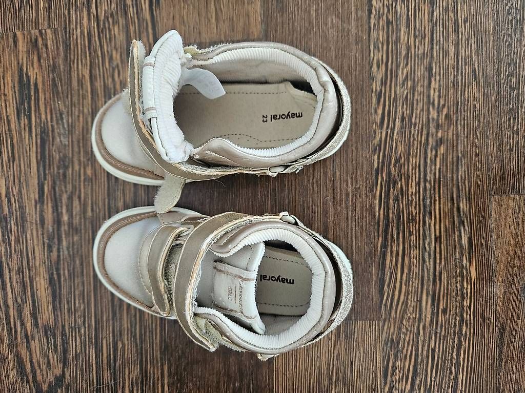 Chaussures filles: Sneaker Gold, Mayoral Grösse 23 – D'occasion à Bassersdorf par sanjanka 1